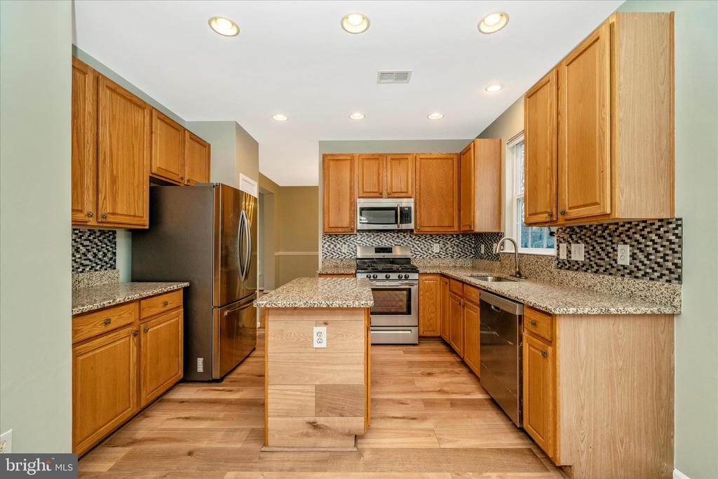 19316 MOON RIDGE DRIVE