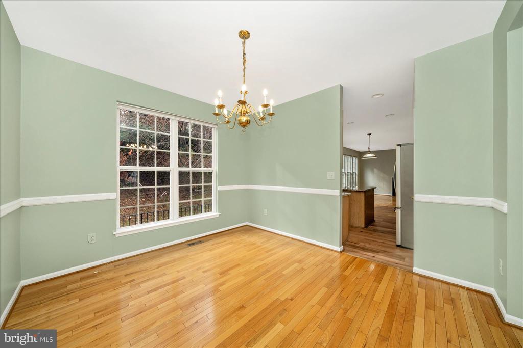 19316 MOON RIDGE DRIVE