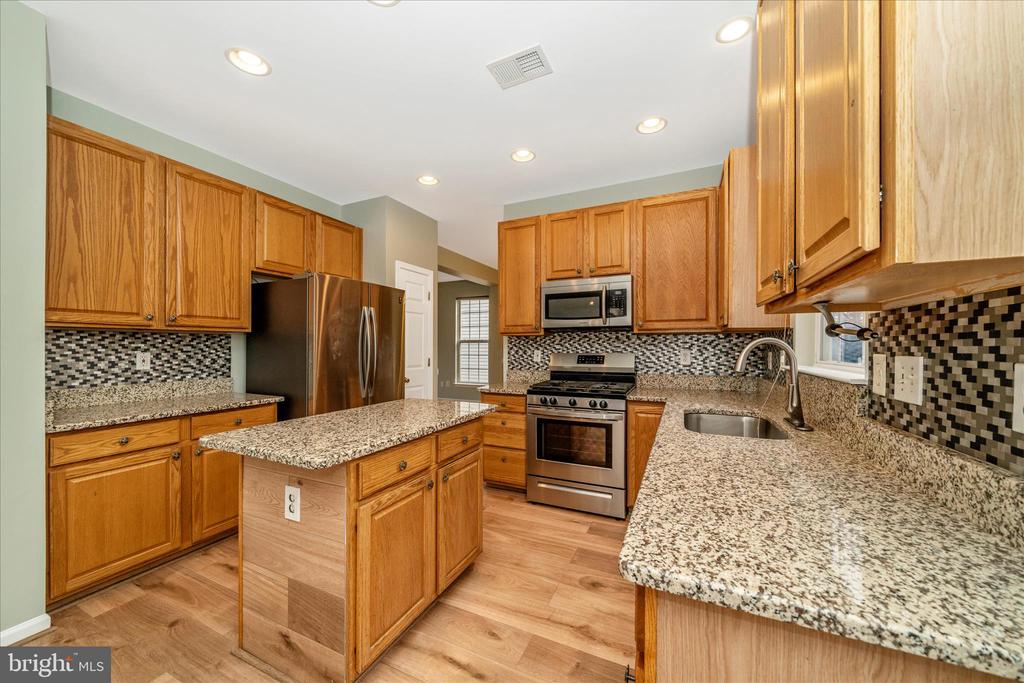 19316 MOON RIDGE DRIVE