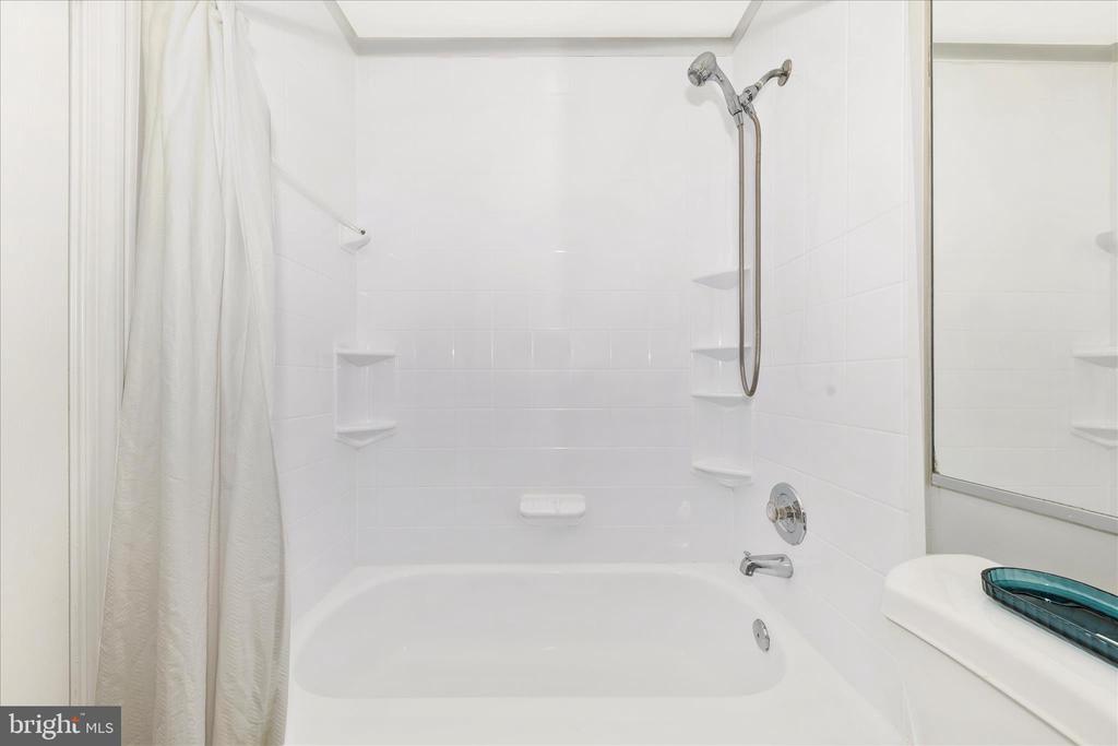 19086 HIGHSTREAM DRIVE Unit: 766