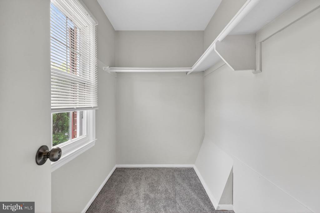 29 MARWOOD COURT