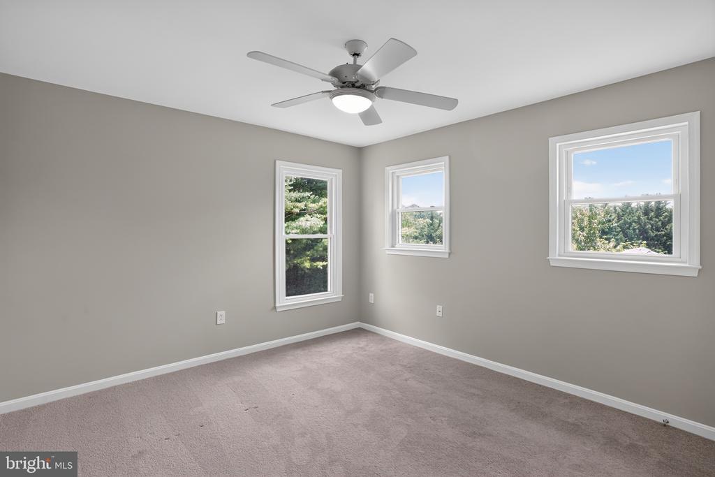 11824 MORNING STAR DRIVE
