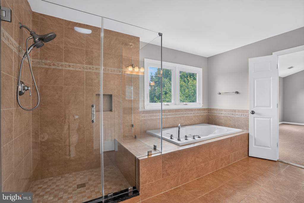 11824 MORNING STAR DRIVE