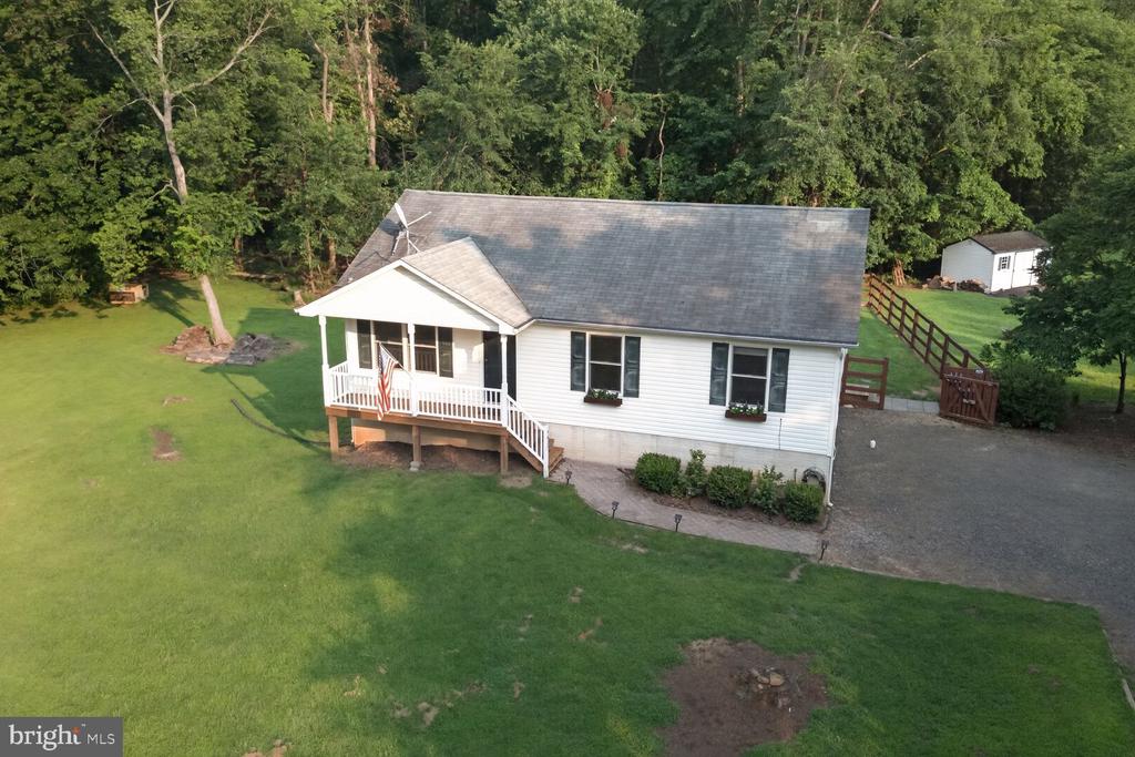 9427 BEALE LANE