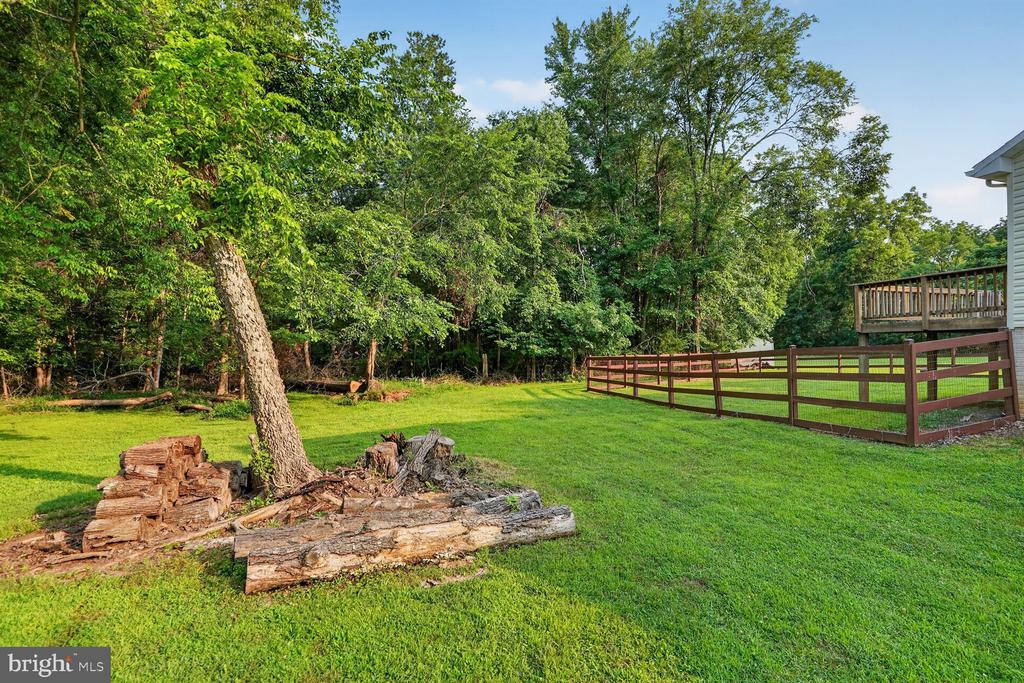 9427 BEALE LANE