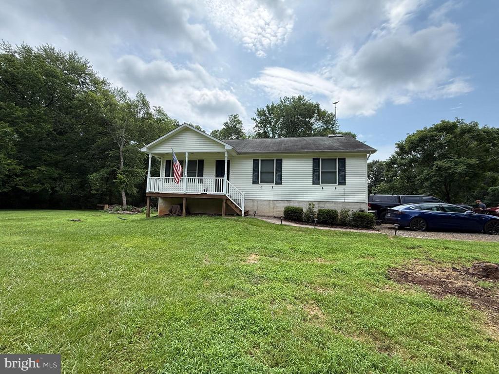 9427 BEALE LANE