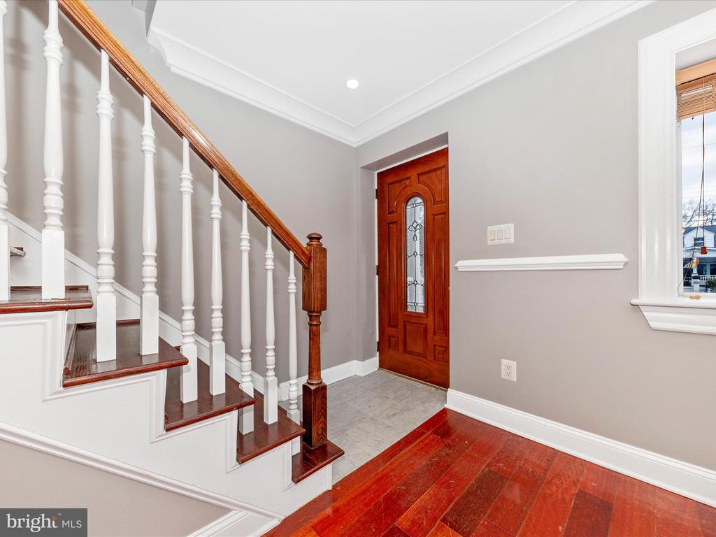 4704 GLOUCESTER ROAD