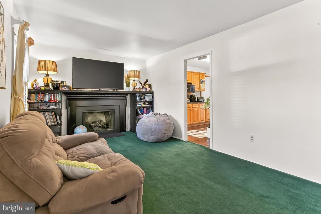 2301 ROSEDOWN DRIVE
