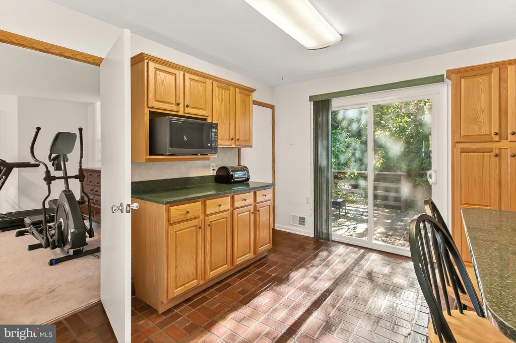2301 ROSEDOWN DRIVE