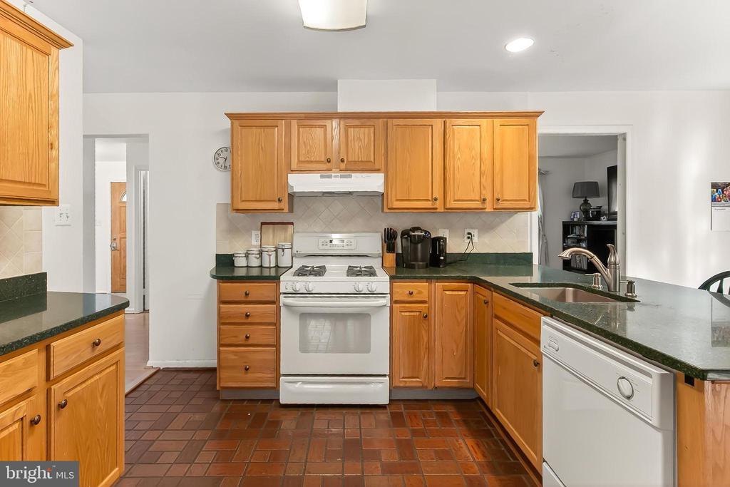 2301 ROSEDOWN DRIVE