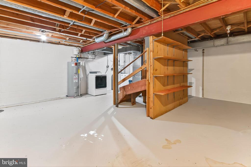 2301 ROSEDOWN DRIVE