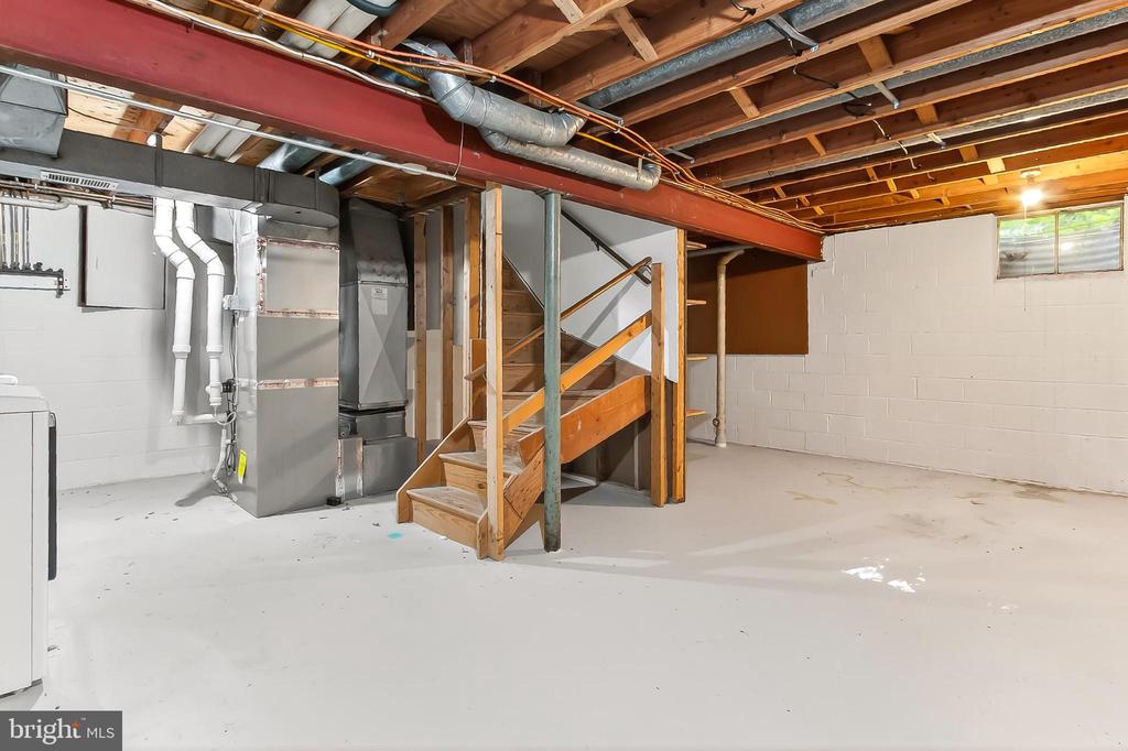 2301 ROSEDOWN DRIVE