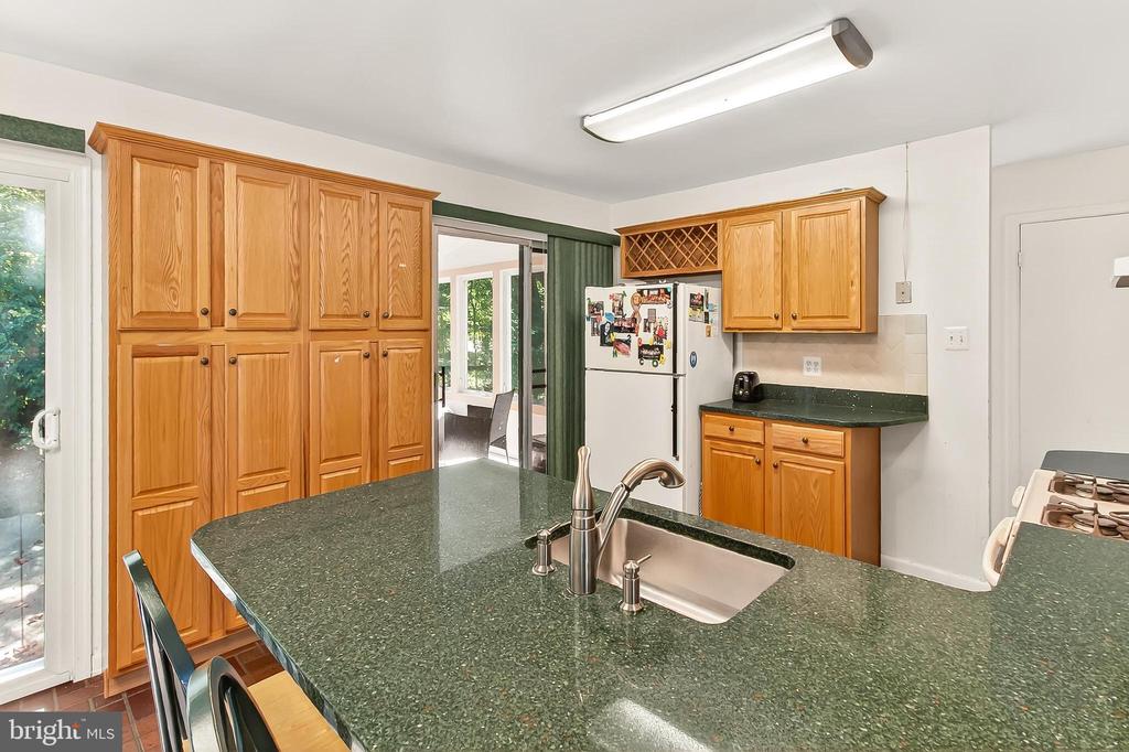 2301 ROSEDOWN DRIVE