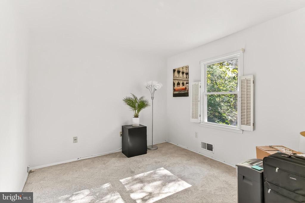 2301 ROSEDOWN DRIVE
