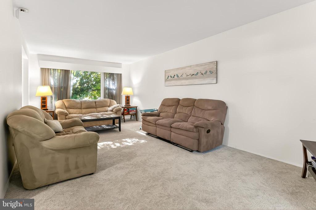 2301 ROSEDOWN DRIVE