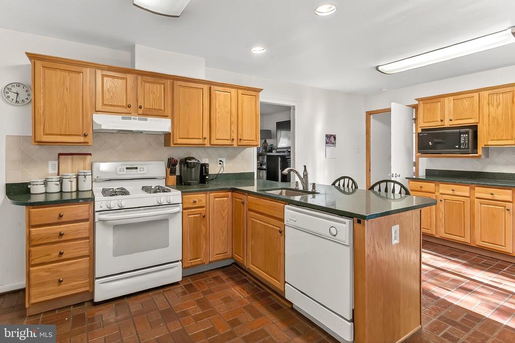 2301 ROSEDOWN DRIVE