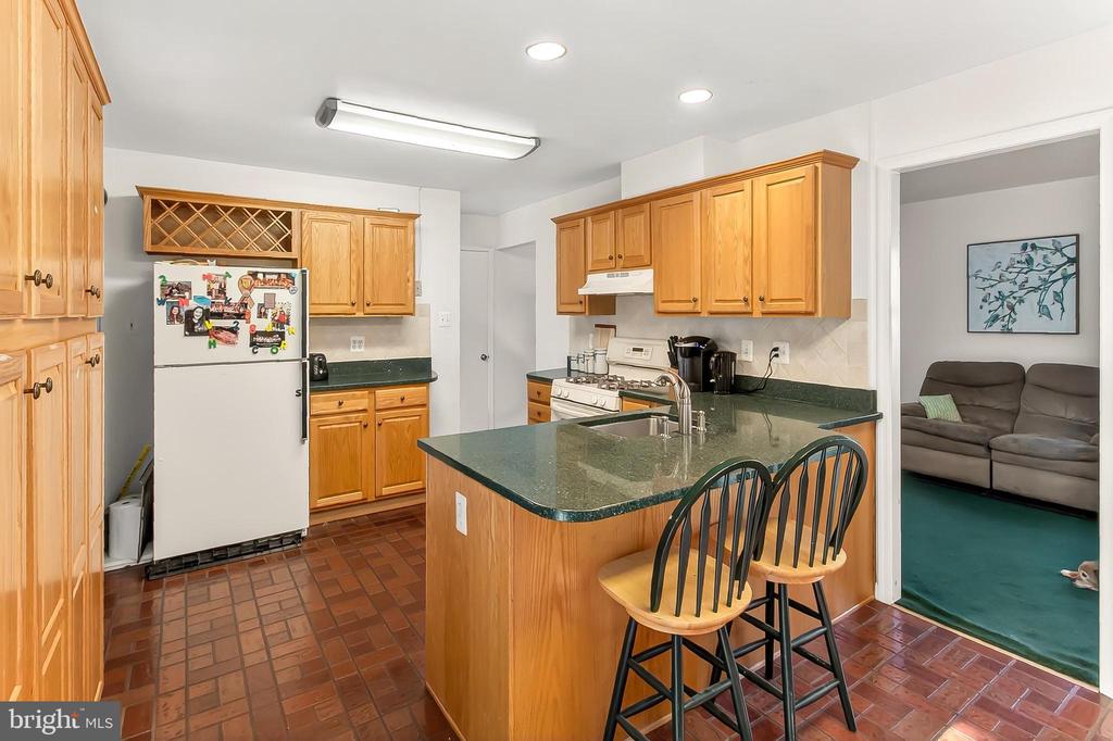 2301 ROSEDOWN DRIVE