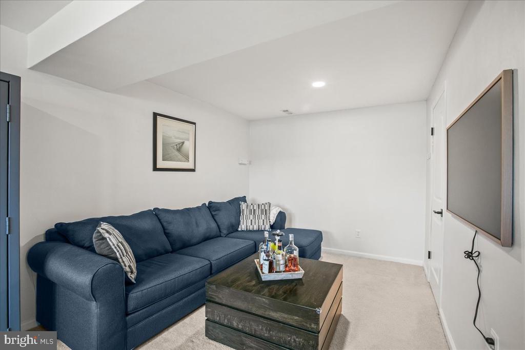 5829 PARAKEET DRIVE