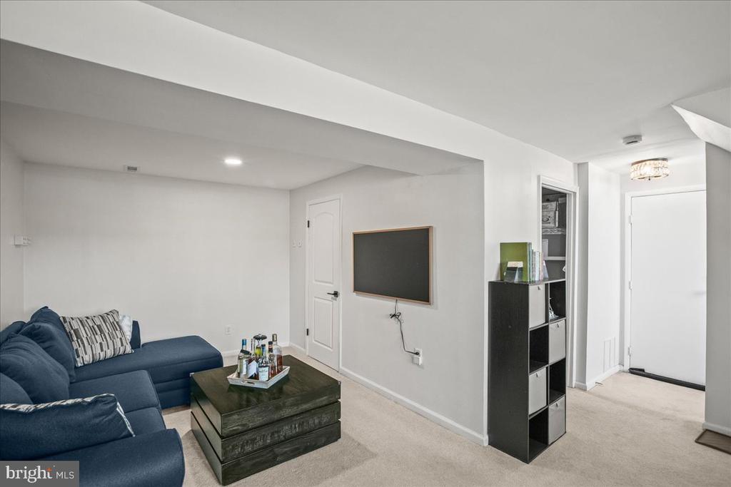 5829 PARAKEET DRIVE