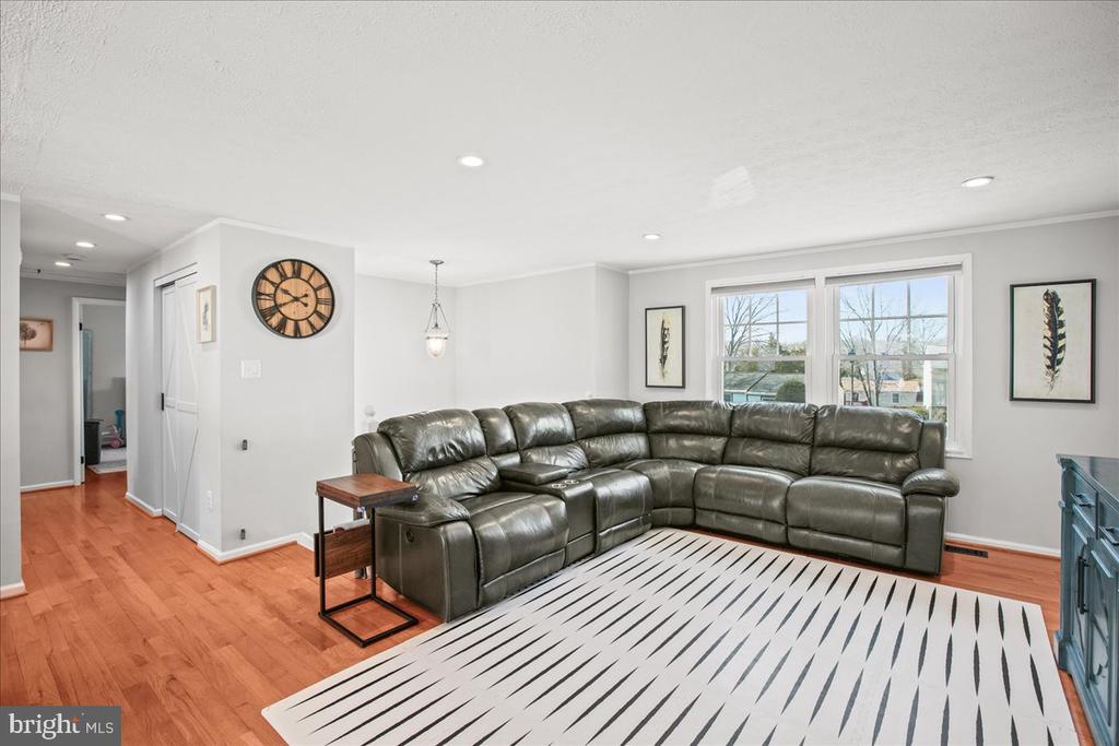 5829 PARAKEET DRIVE