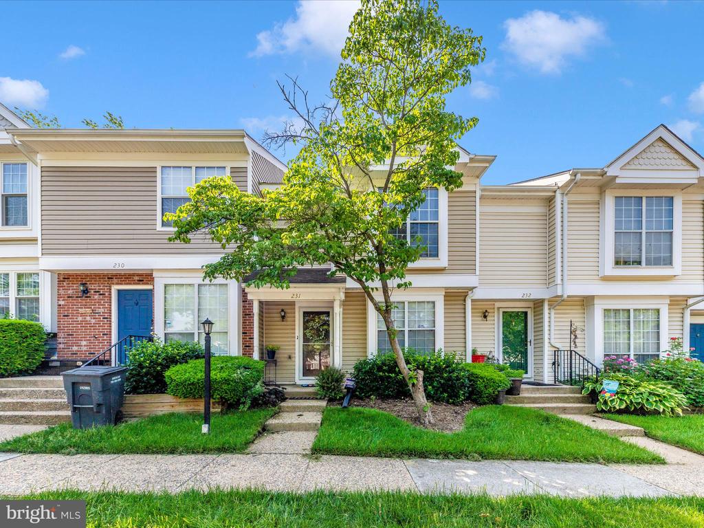 231 COVENTRY SQUARE Unit: 231