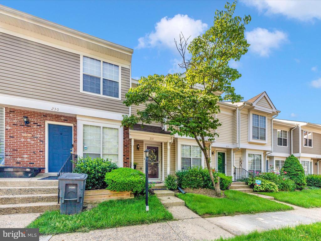 231 COVENTRY SQUARE Unit: 231