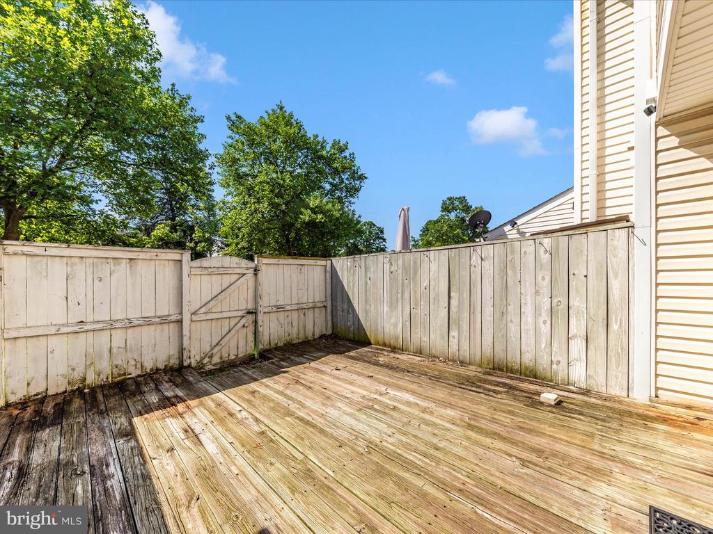 231 COVENTRY SQUARE Unit: 231