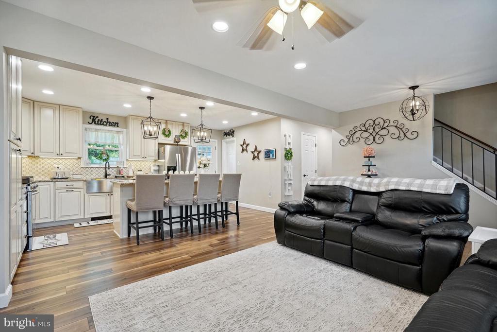13376 PACKARD DRIVE