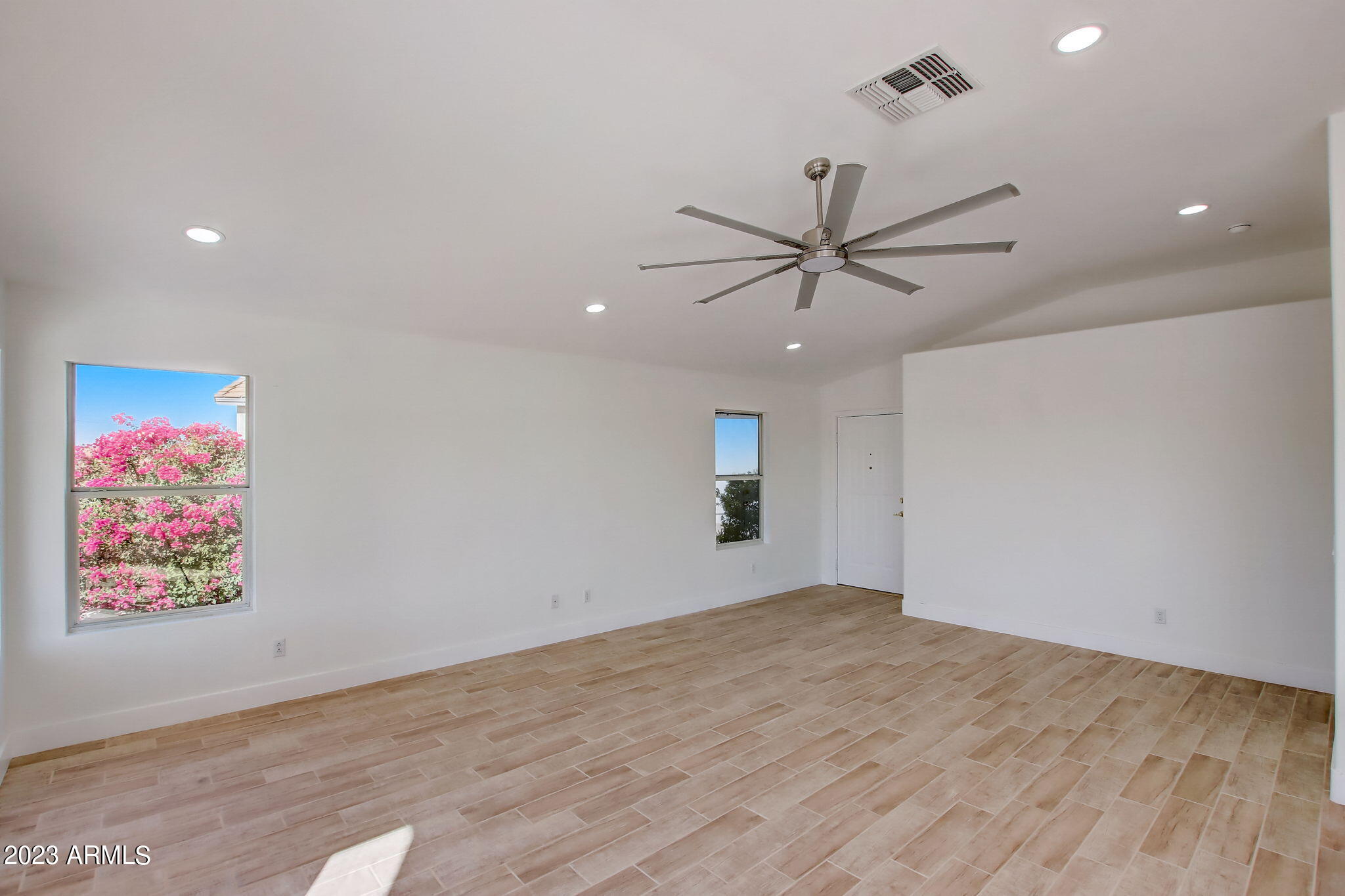 9273 E Rainier Drive