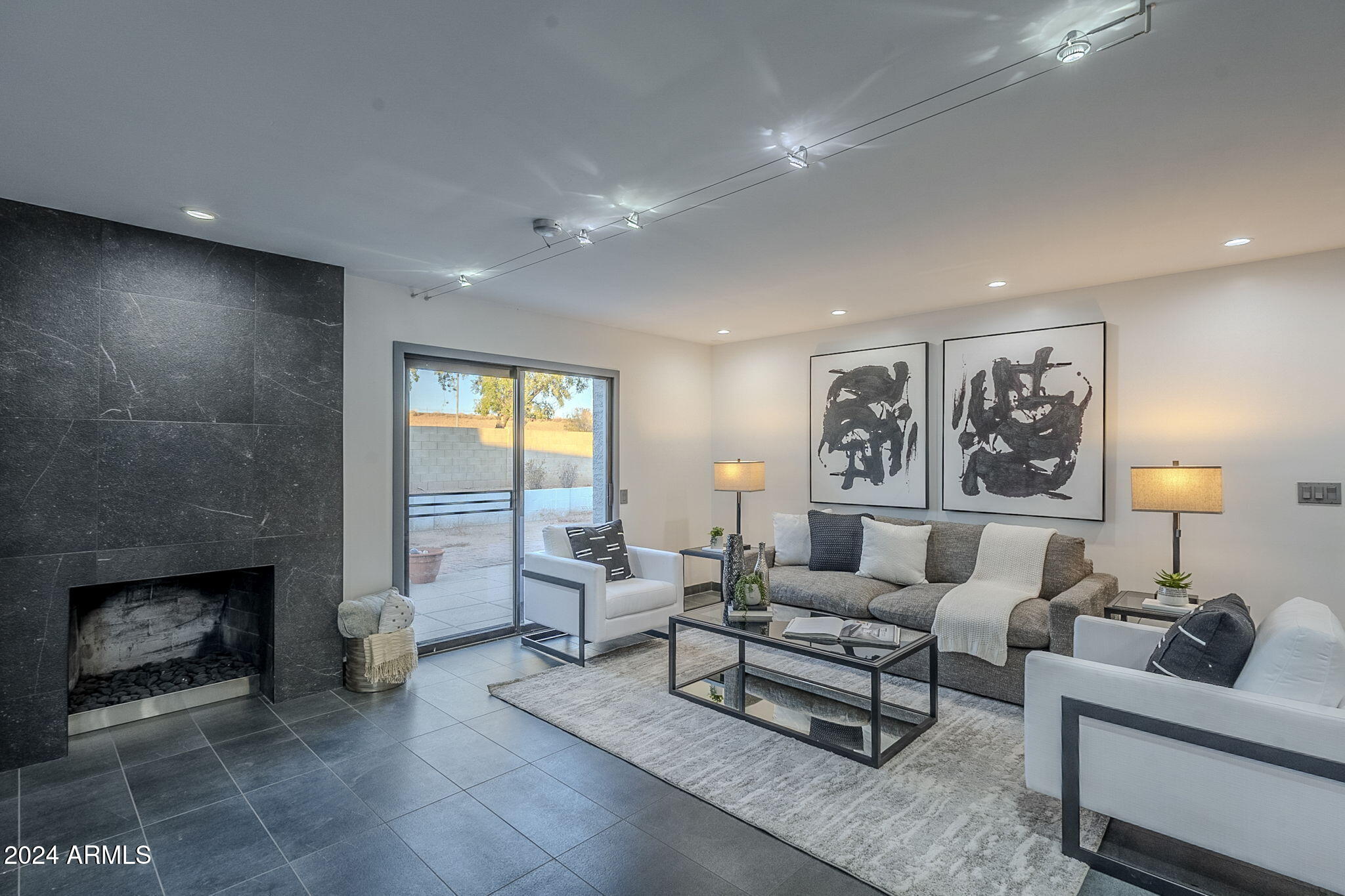 6708 E Juniper Avenue