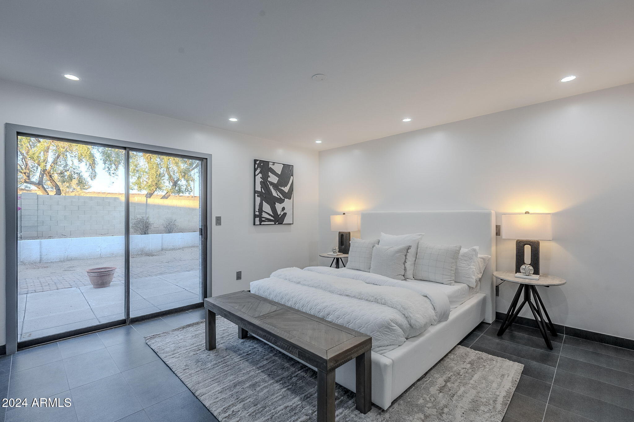 6708 E Juniper Avenue