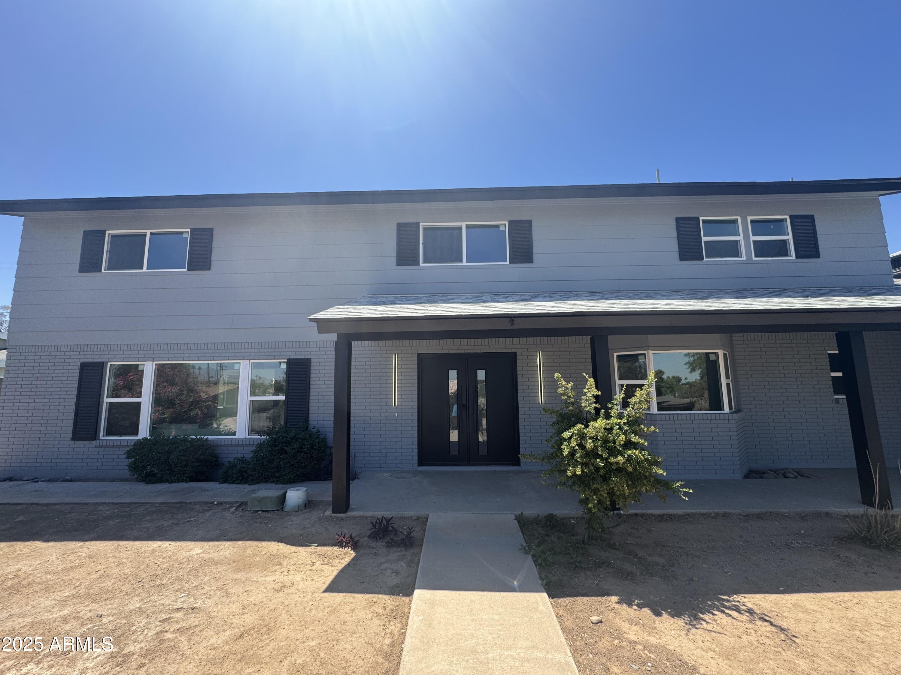 925 W FAIRWAY Drive