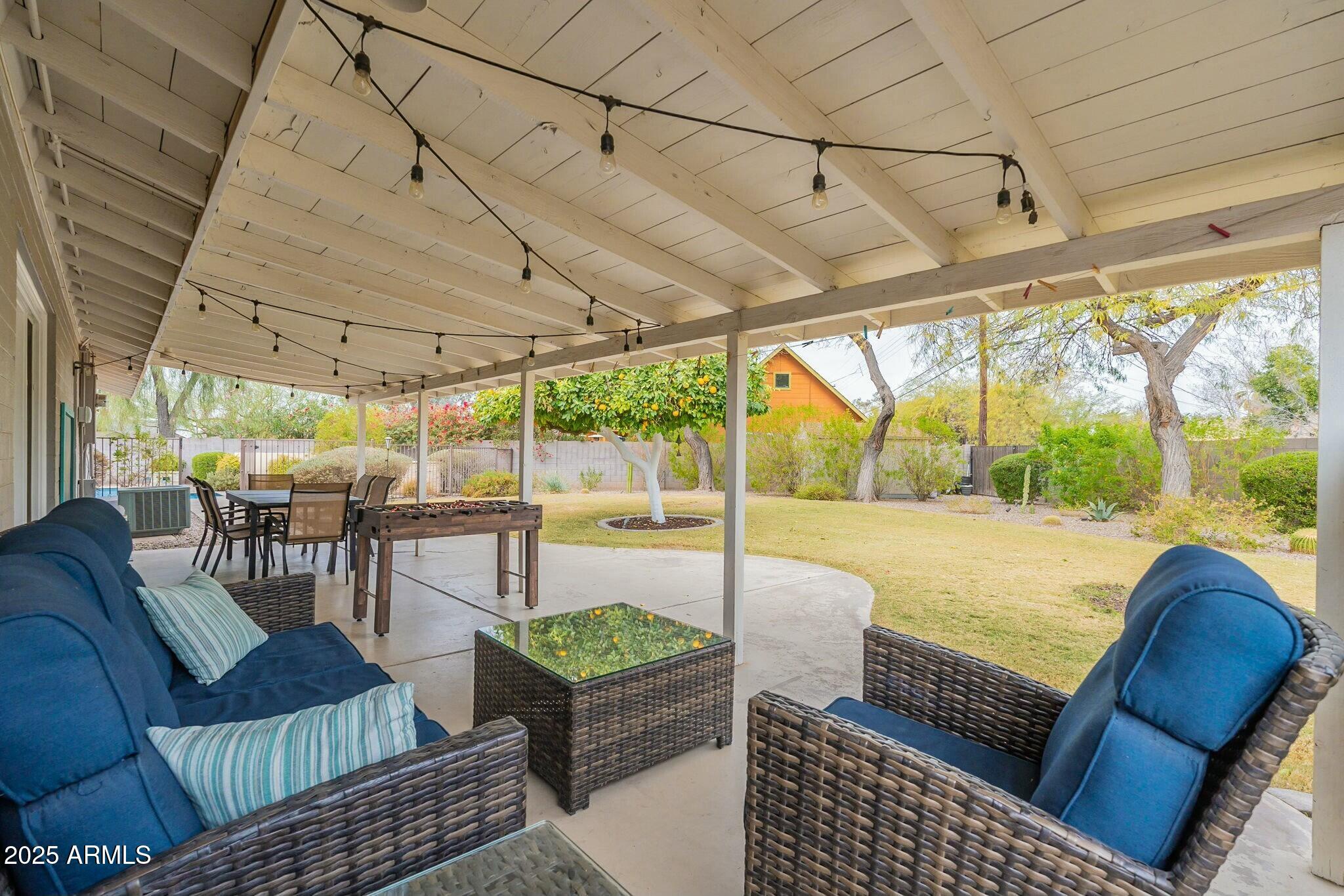 204 E Del Rio Drive