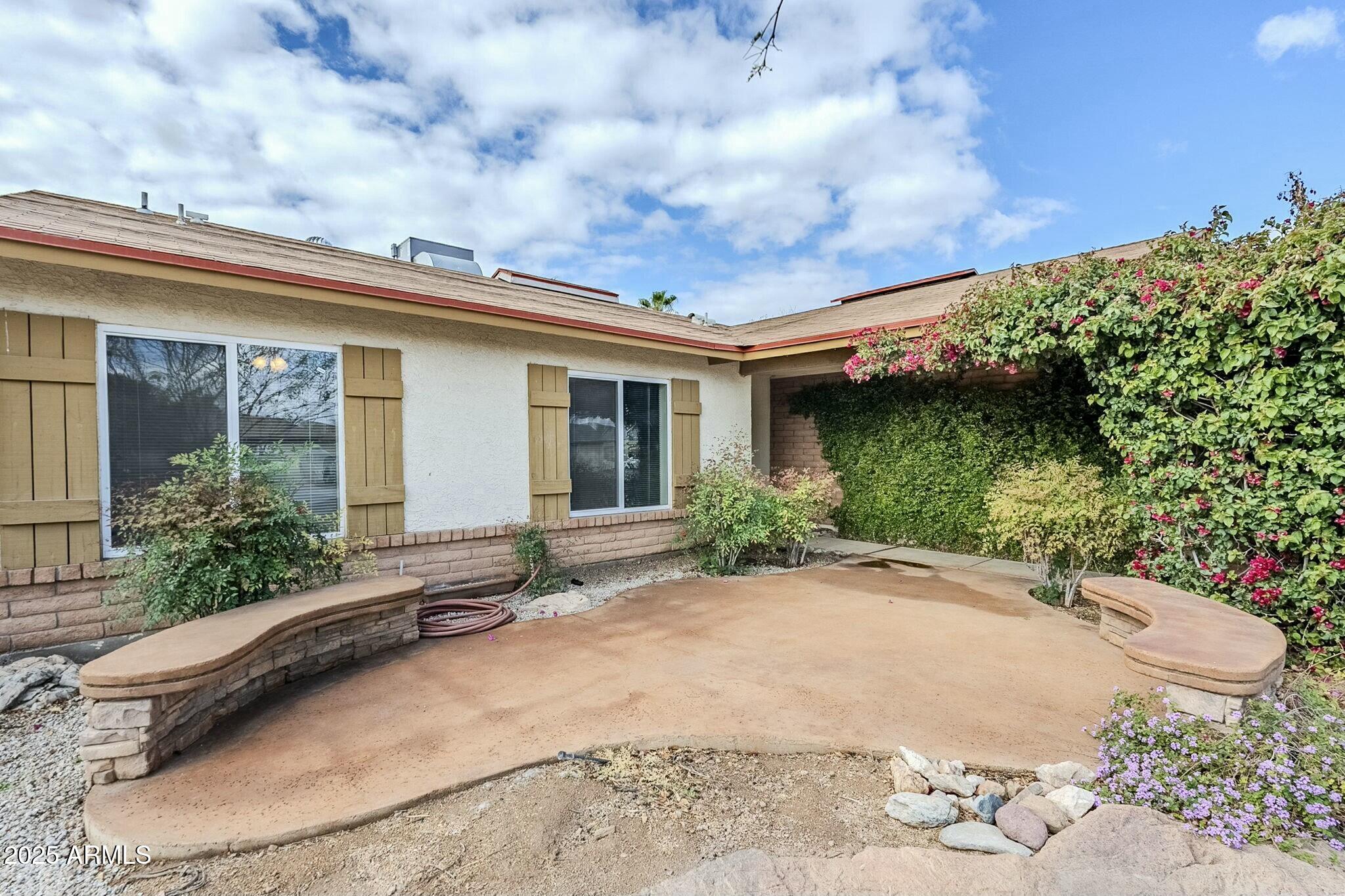 2107 N LOS ALTOS Drive