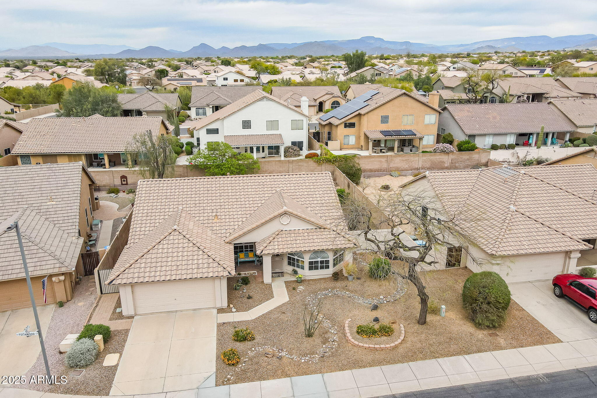 4508 E FERNWOOD Court