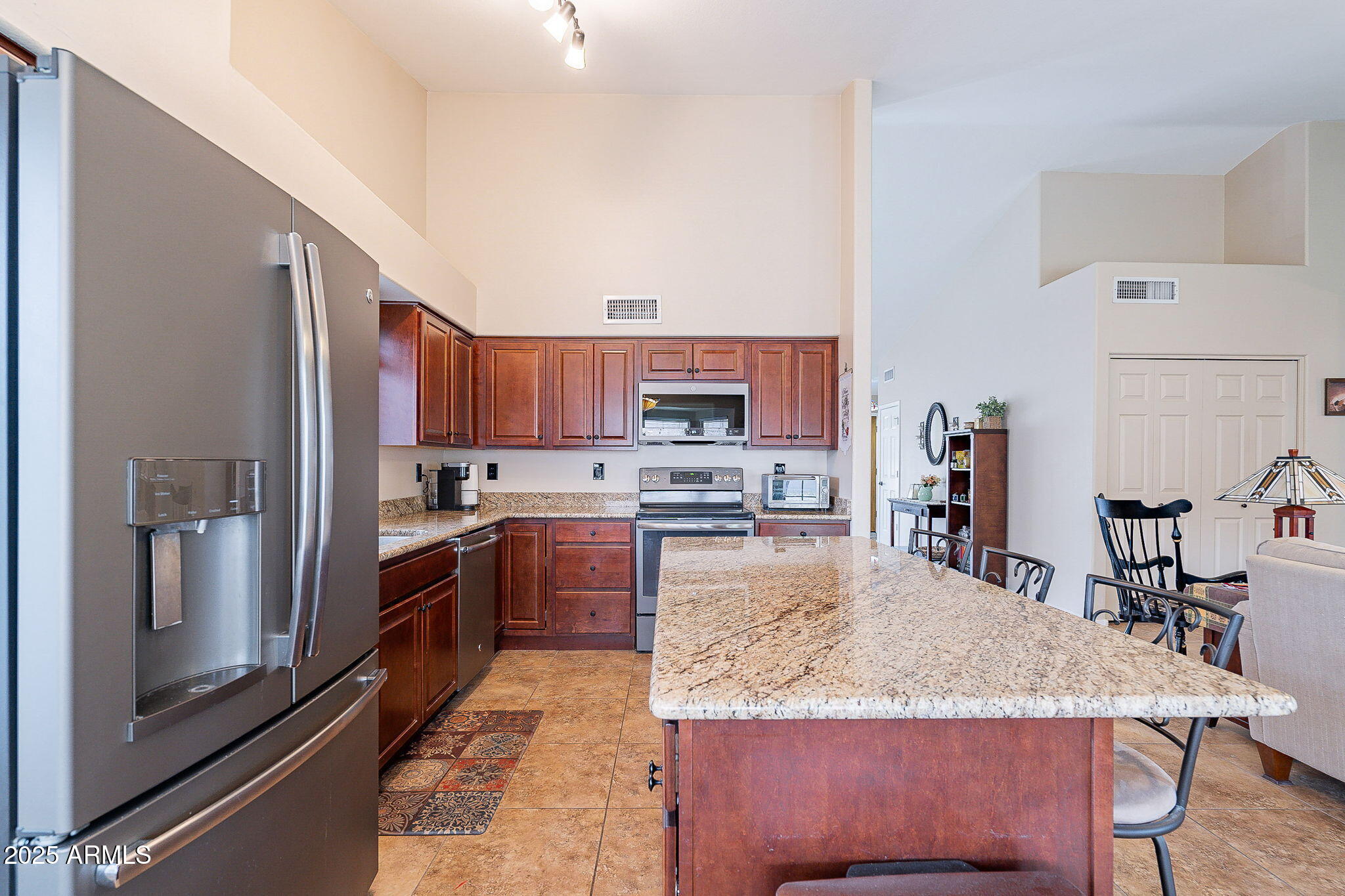 4508 E FERNWOOD Court