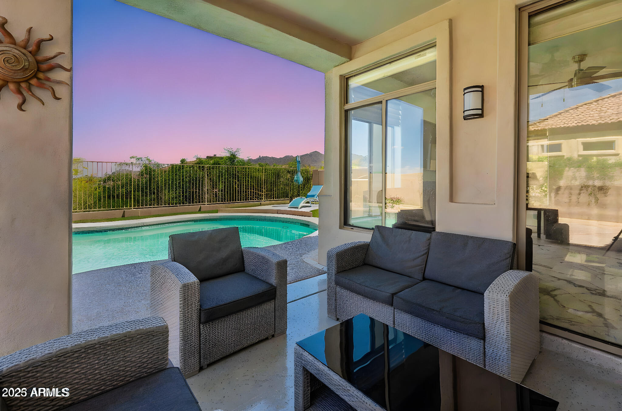 11525 E DESERT WILLOW Drive