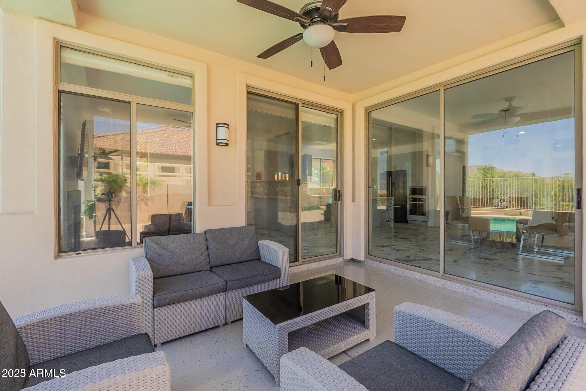 11525 E DESERT WILLOW Drive