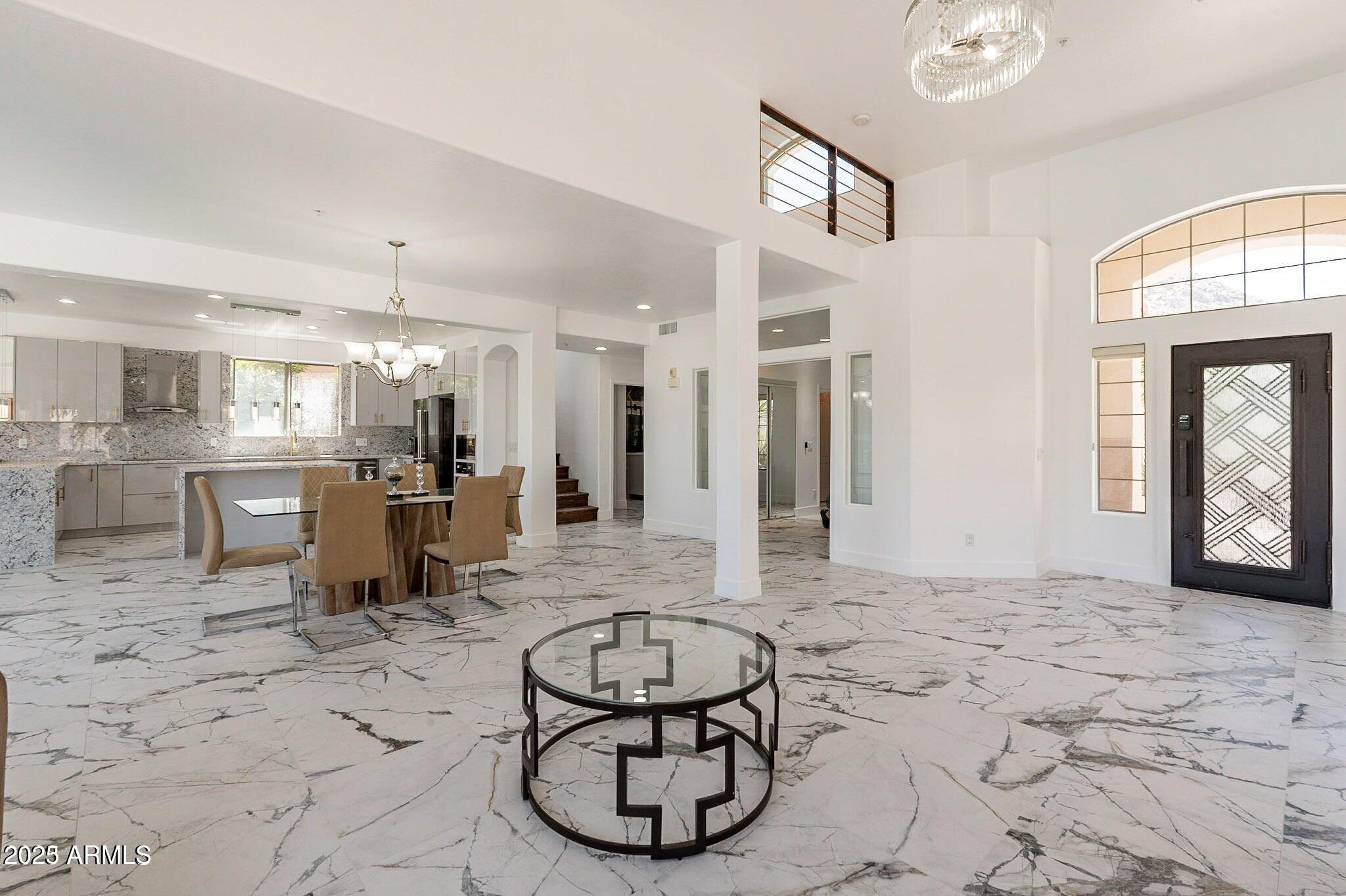 11525 E DESERT WILLOW Drive