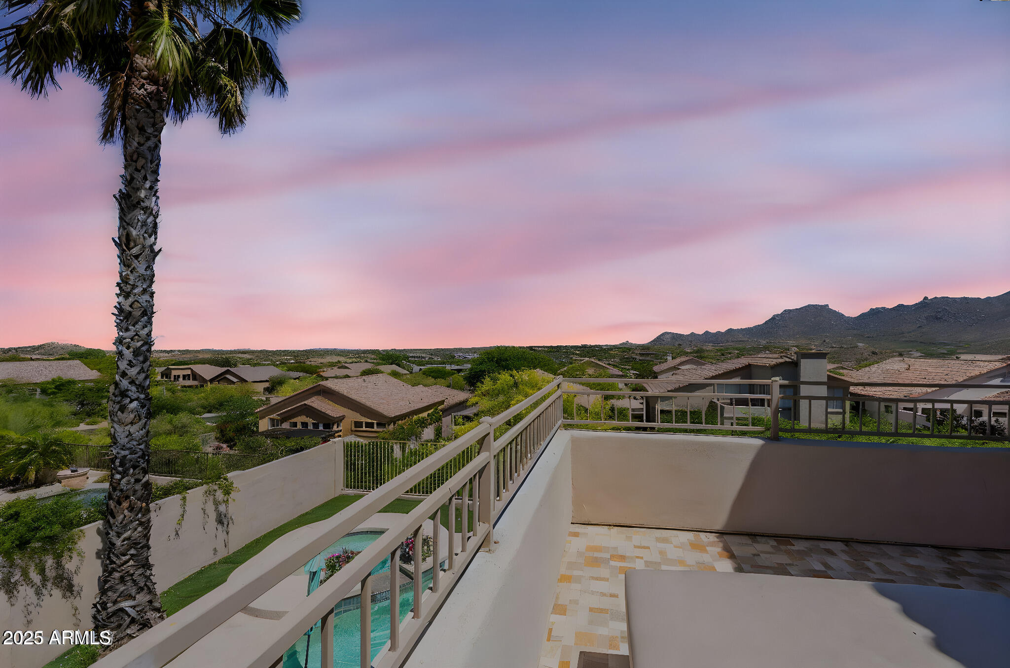 11525 E DESERT WILLOW Drive
