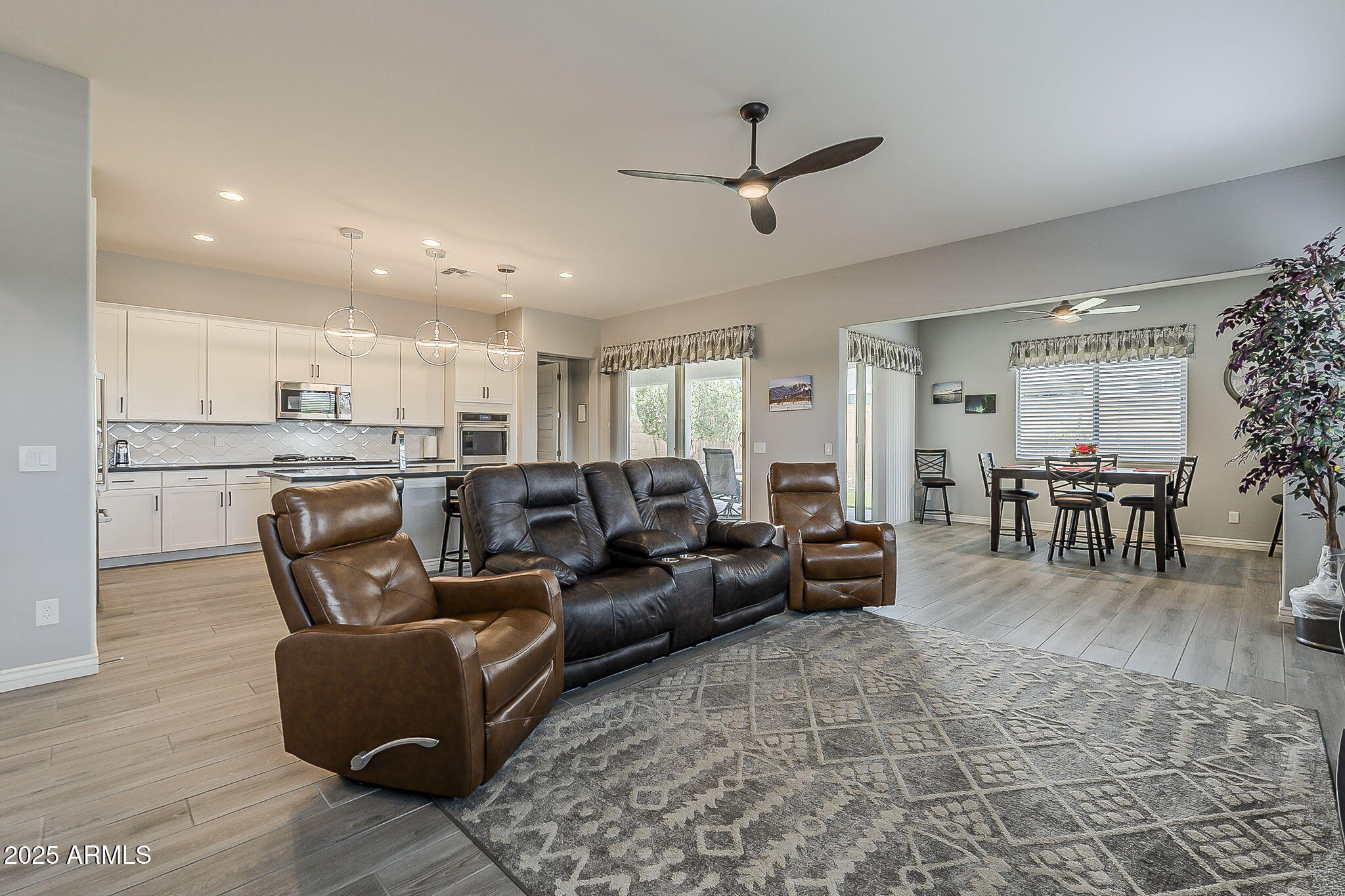 14114 W SMOKETREE Drive