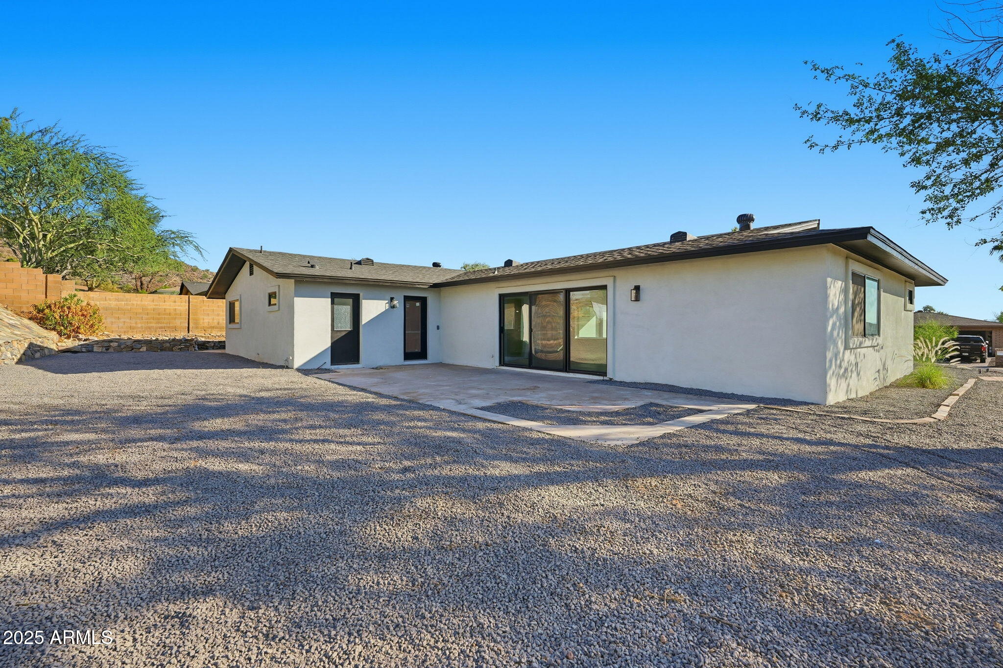 2416 E PIESTEWA PEAK Drive