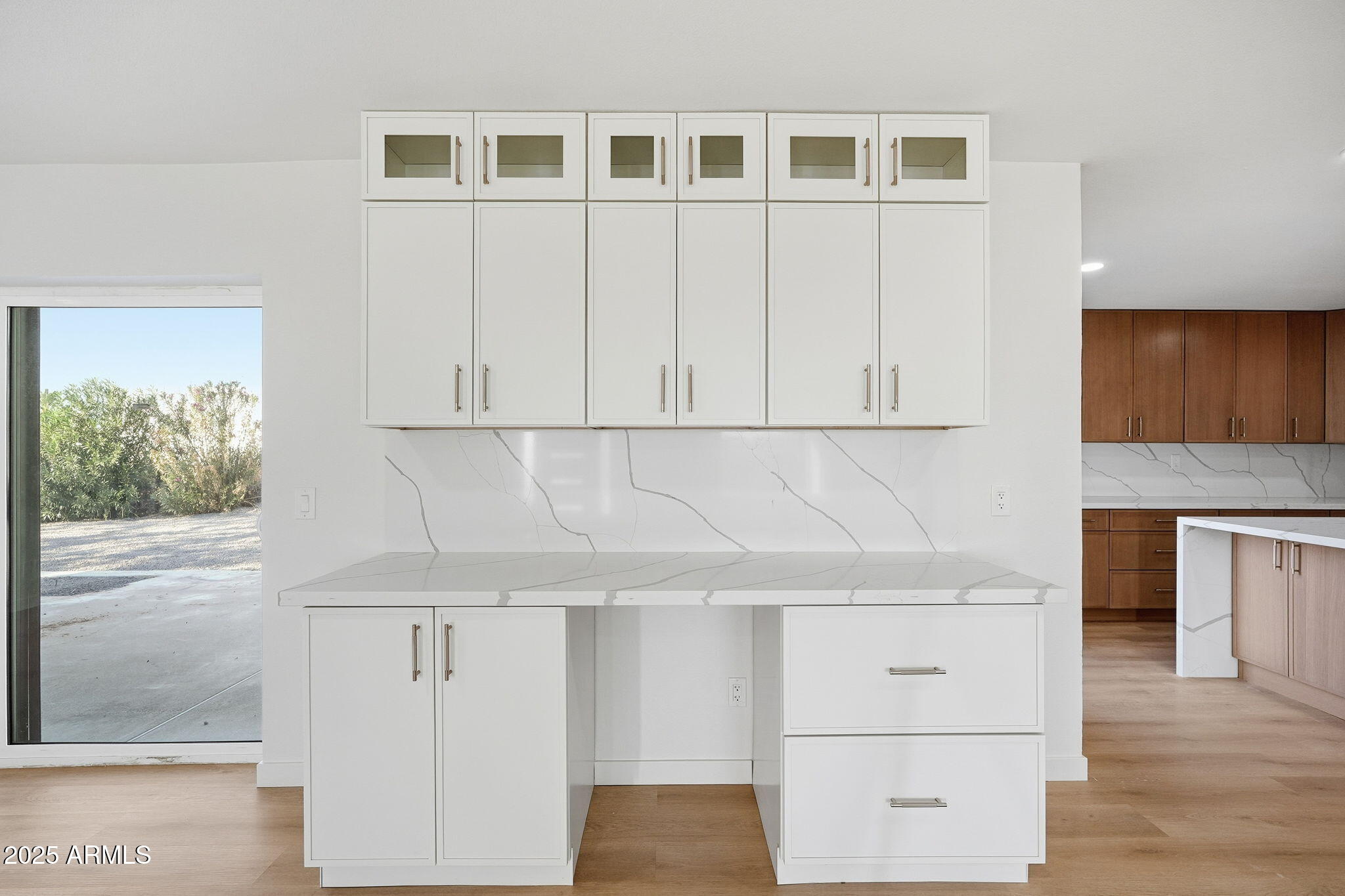 2416 E PIESTEWA PEAK Drive