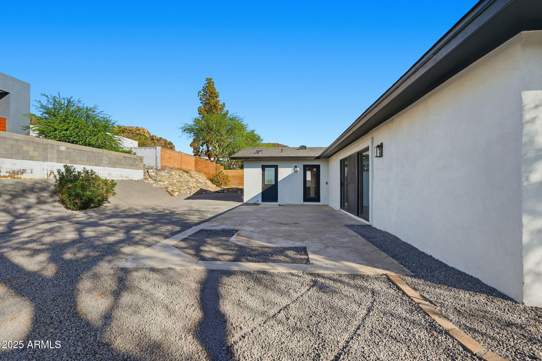 2416 E PIESTEWA PEAK Drive