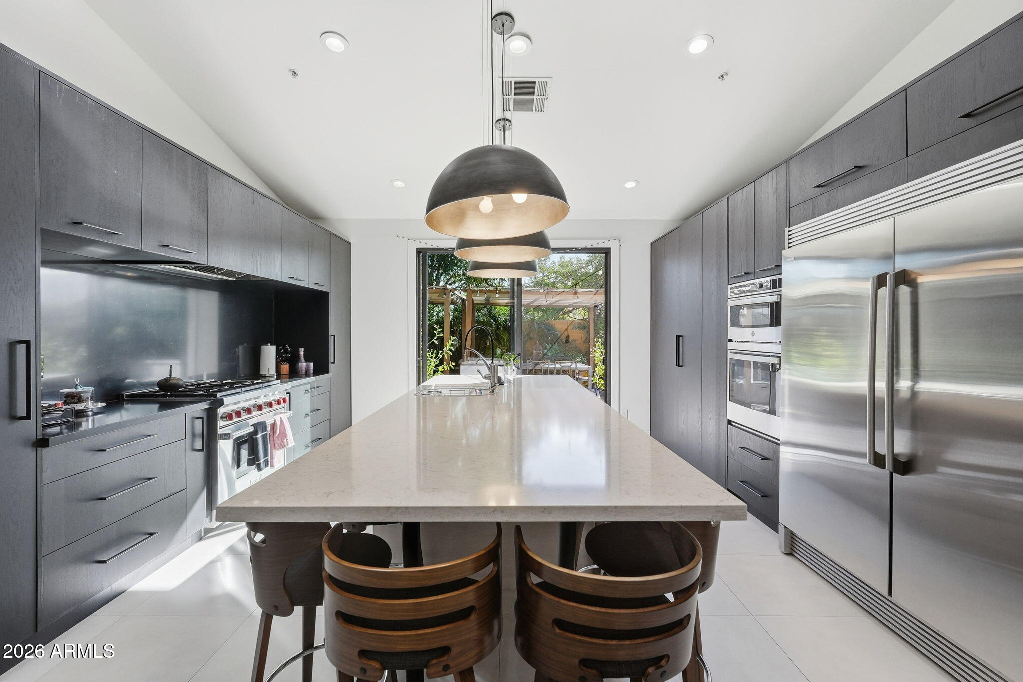 7327 E RUSTLING Pass