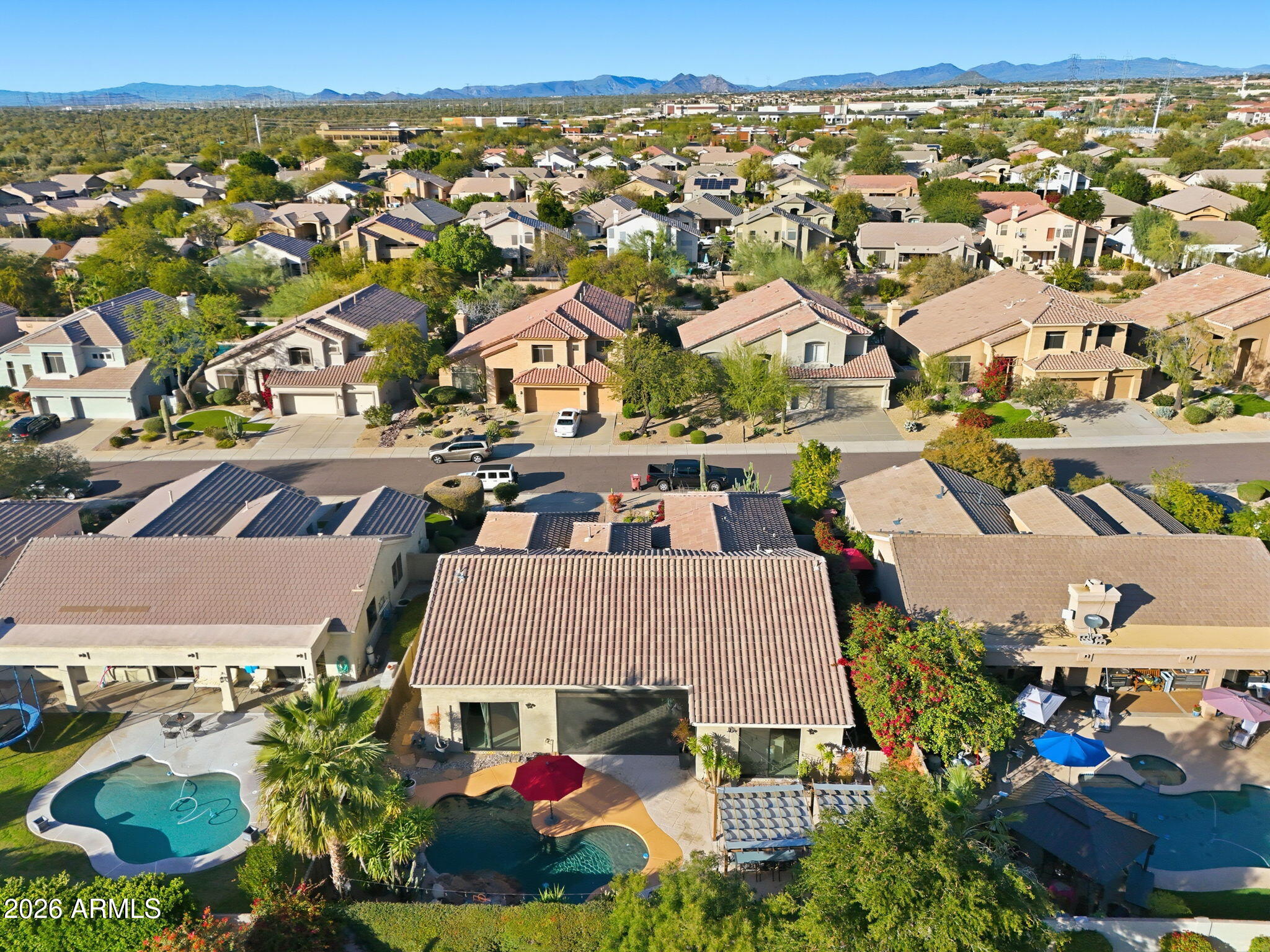 7327 E RUSTLING Pass