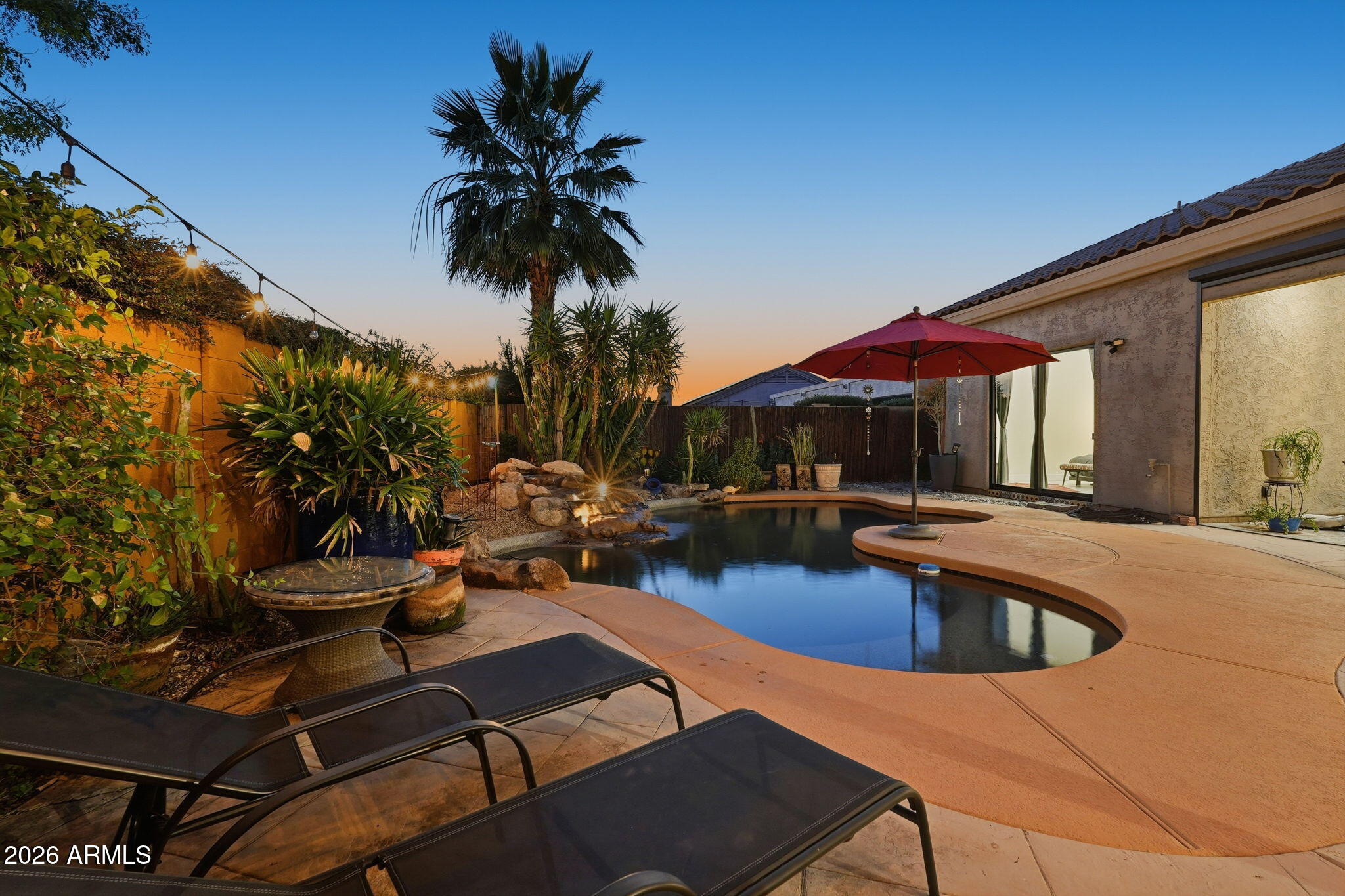 7327 E RUSTLING Pass