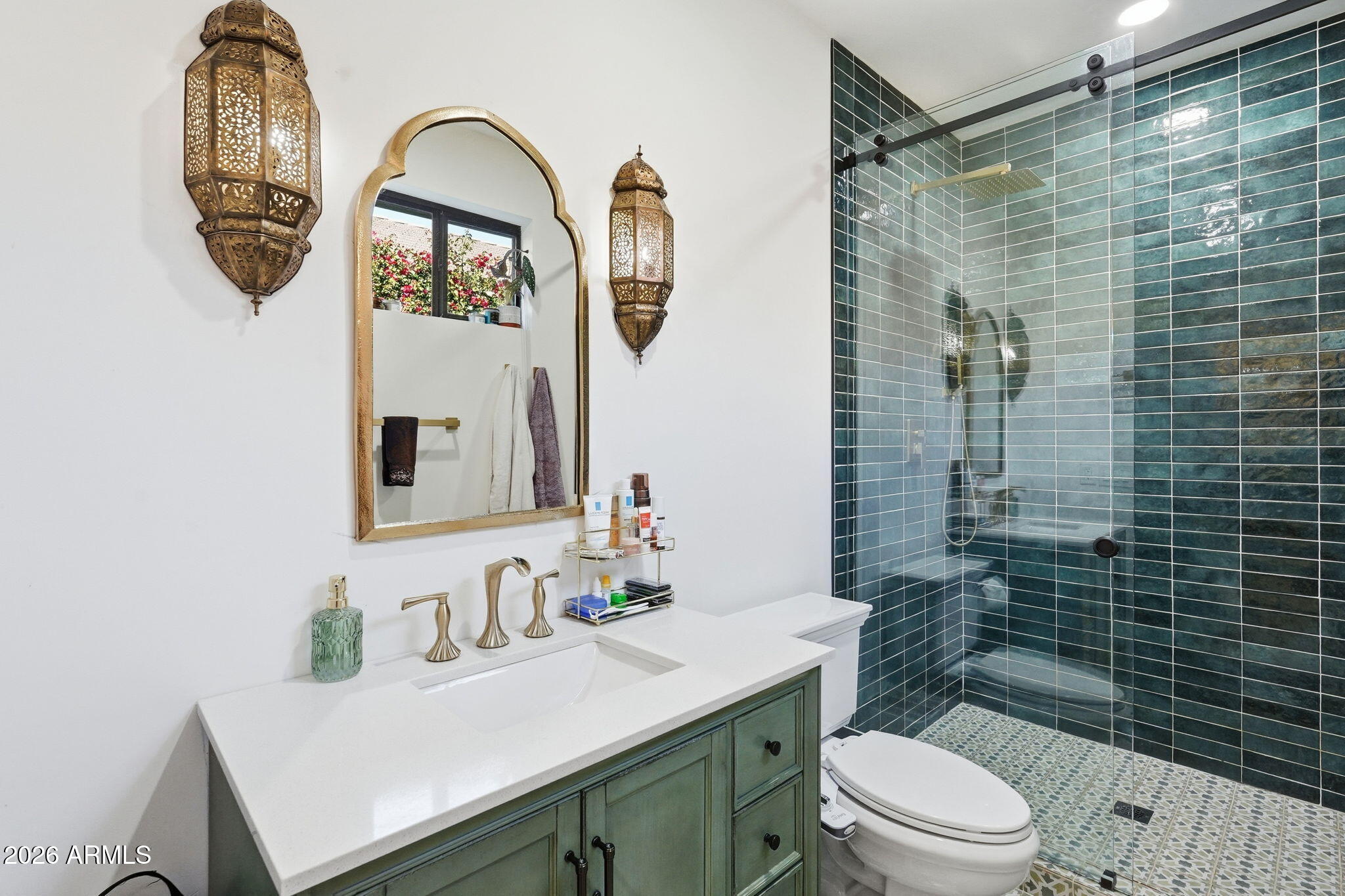 7327 E RUSTLING Pass