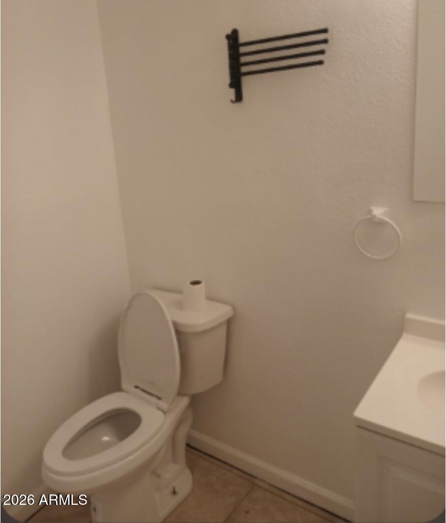 2045 W WASHINGTON Street