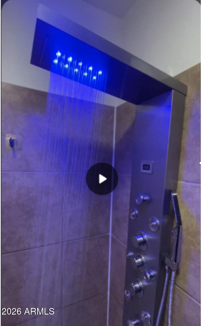 2045 W WASHINGTON Street